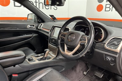 2017 Jeep Grand Cherokee - Thumbnail