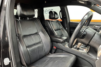 2017 Jeep Grand Cherokee - Thumbnail