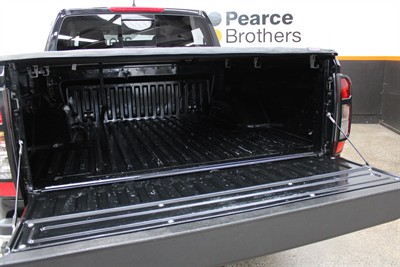 2021 Nissan Navara - Thumbnail