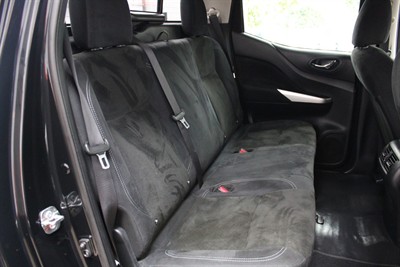 2021 Nissan Navara - Thumbnail