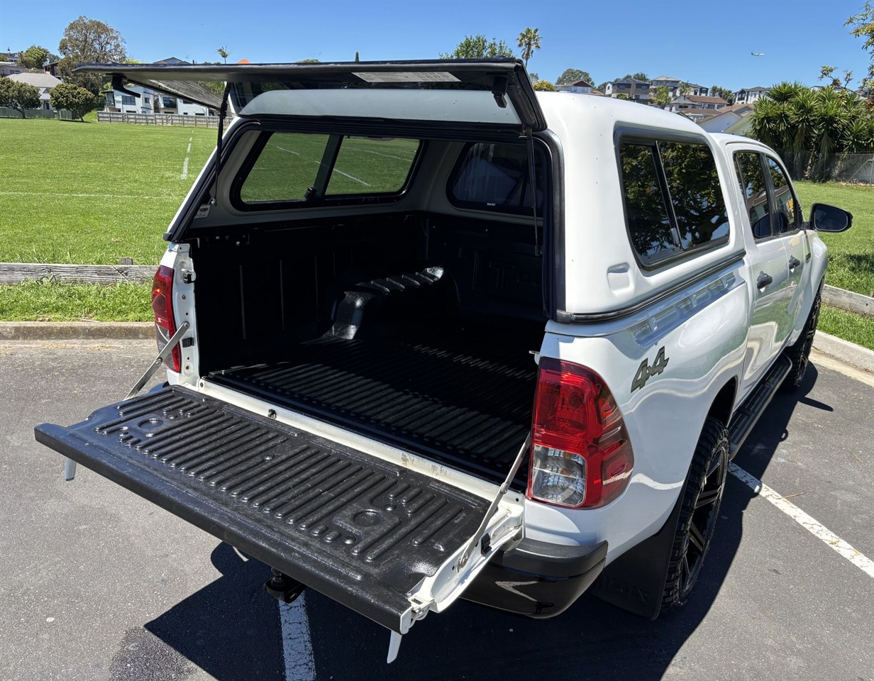 2017 Toyota Hilux