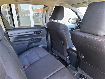 2017 Toyota Hilux - Thumbnail