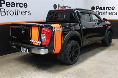 2020 Nissan Navara - Thumbnail