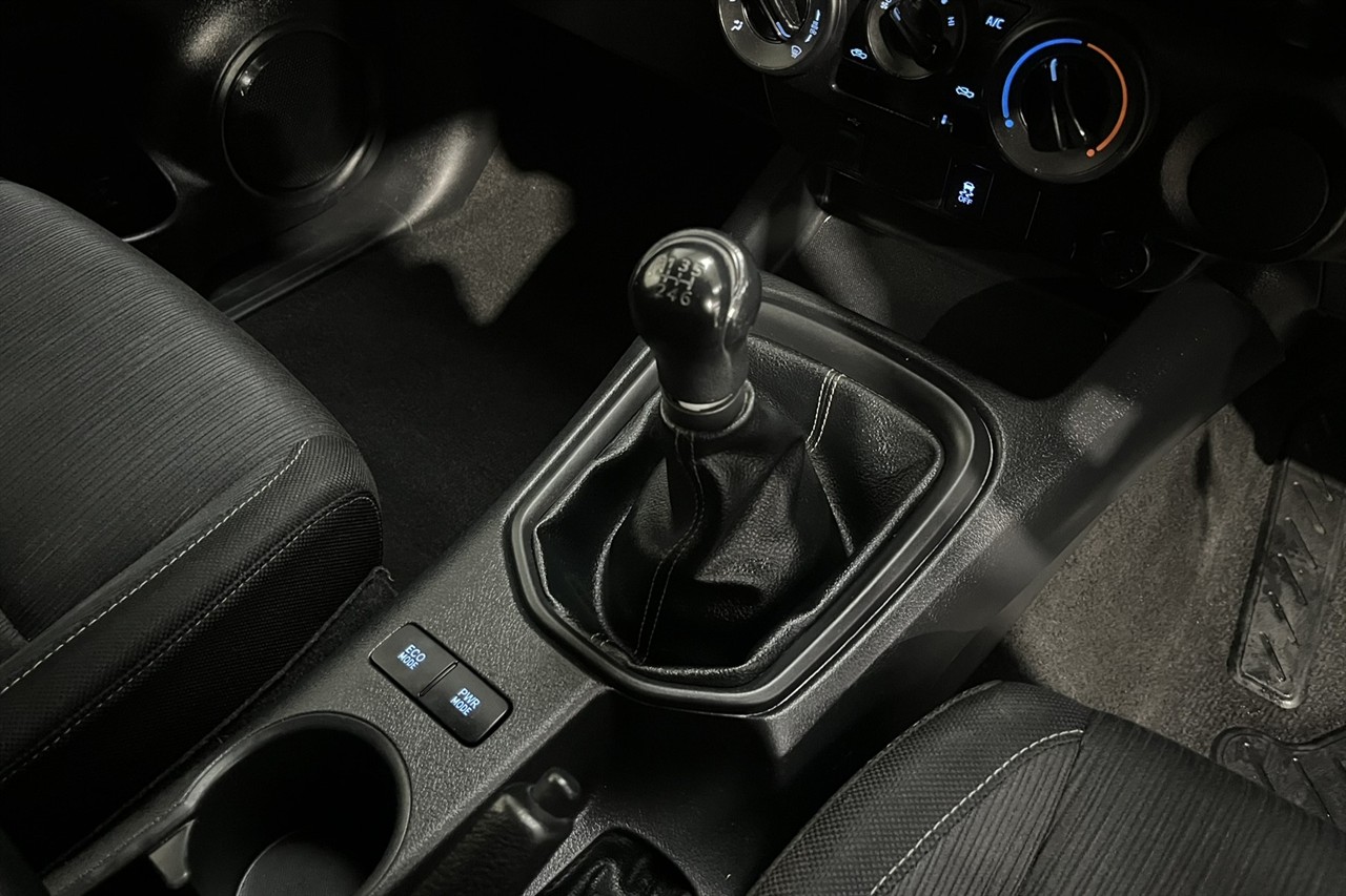 2017 Toyota Hilux