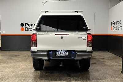 2017 Toyota Hilux - Thumbnail