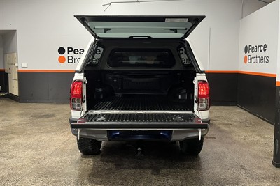 2017 Toyota Hilux - Thumbnail