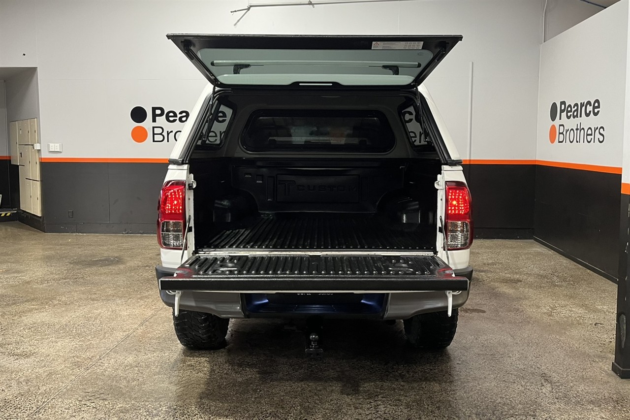 2017 Toyota Hilux