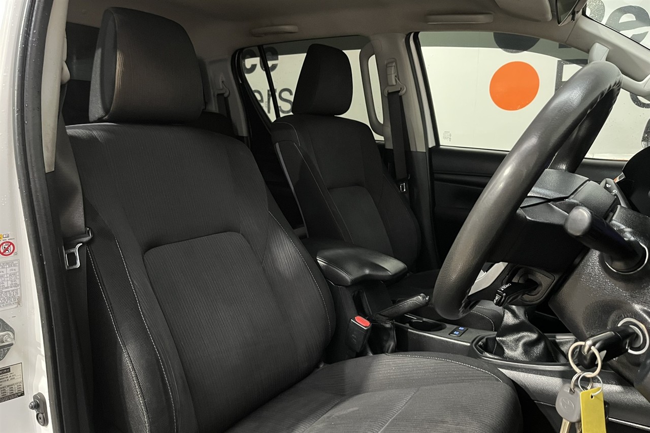 2017 Toyota Hilux