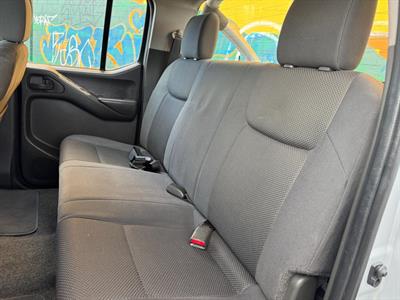 2011 Nissan Navara - Thumbnail