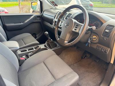 2011 Nissan Navara - Thumbnail