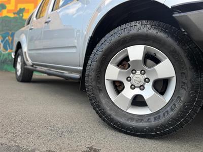 2011 Nissan Navara - Thumbnail