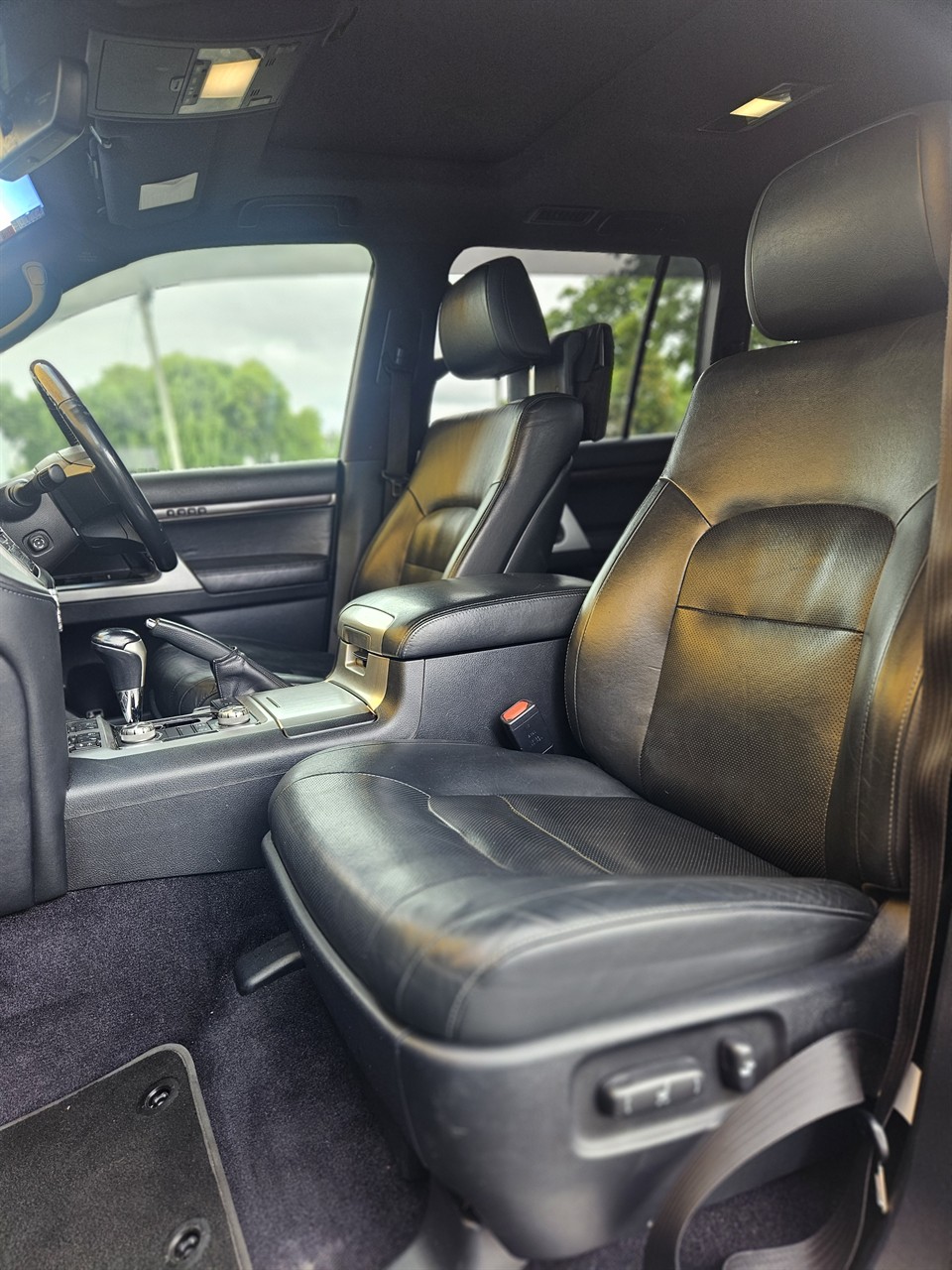 2016 Toyota Landcruiser