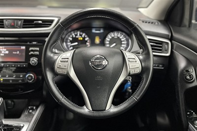 2015 Nissan Qashqai - Thumbnail