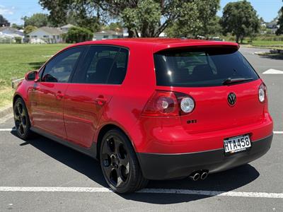 2009 Volkswagen Golf - Thumbnail