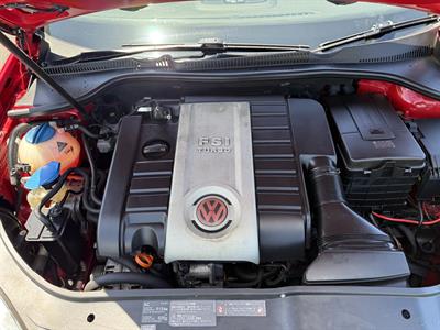 2009 Volkswagen Golf - Thumbnail