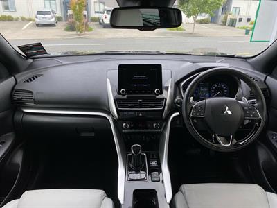 2022 Mitsubishi Eclipse Cross - Thumbnail