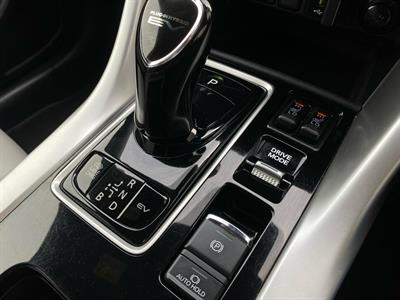 2022 Mitsubishi Eclipse Cross - Thumbnail