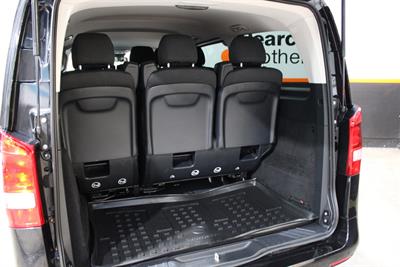 2021 Mercedes-Benz Vito - Thumbnail