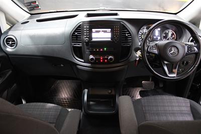 2021 Mercedes-Benz Vito - Thumbnail