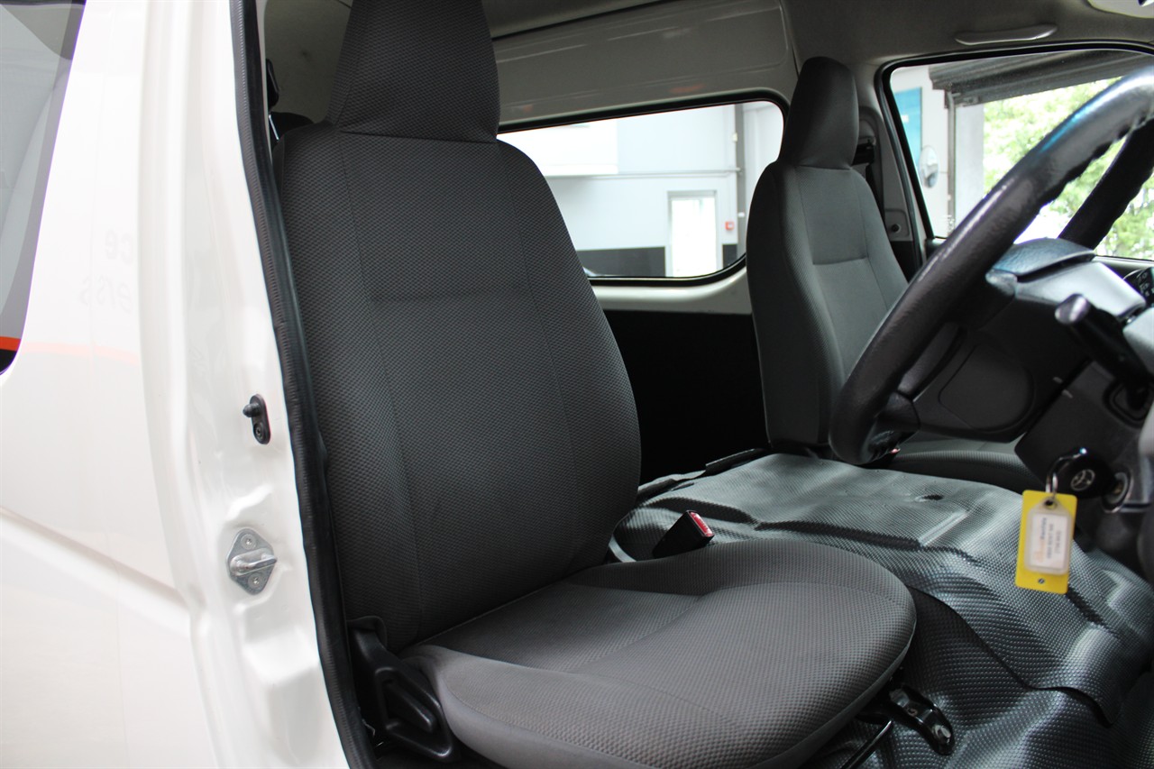 2011 Toyota Hiace