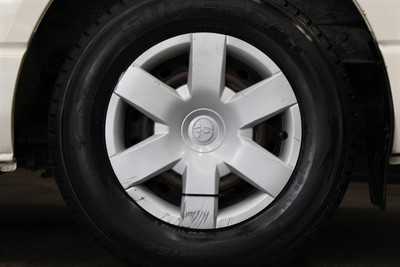 2011 Toyota Hiace - Thumbnail