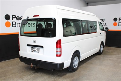 2011 Toyota Hiace - Thumbnail