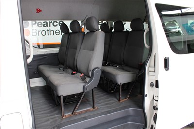 2011 Toyota Hiace - Thumbnail