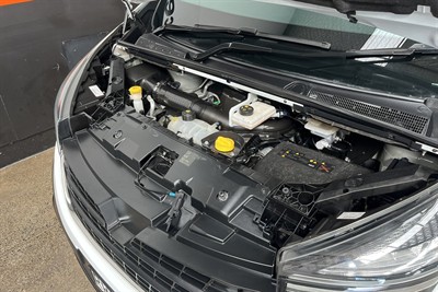 2020 Renault Trafic - Thumbnail