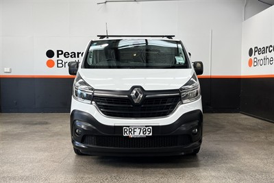 2020 Renault Trafic - Thumbnail