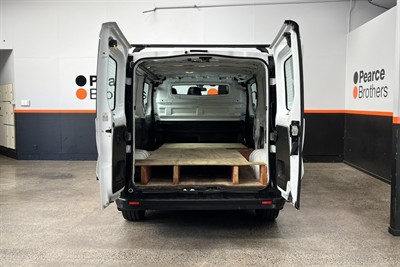 2020 Renault Trafic - Thumbnail