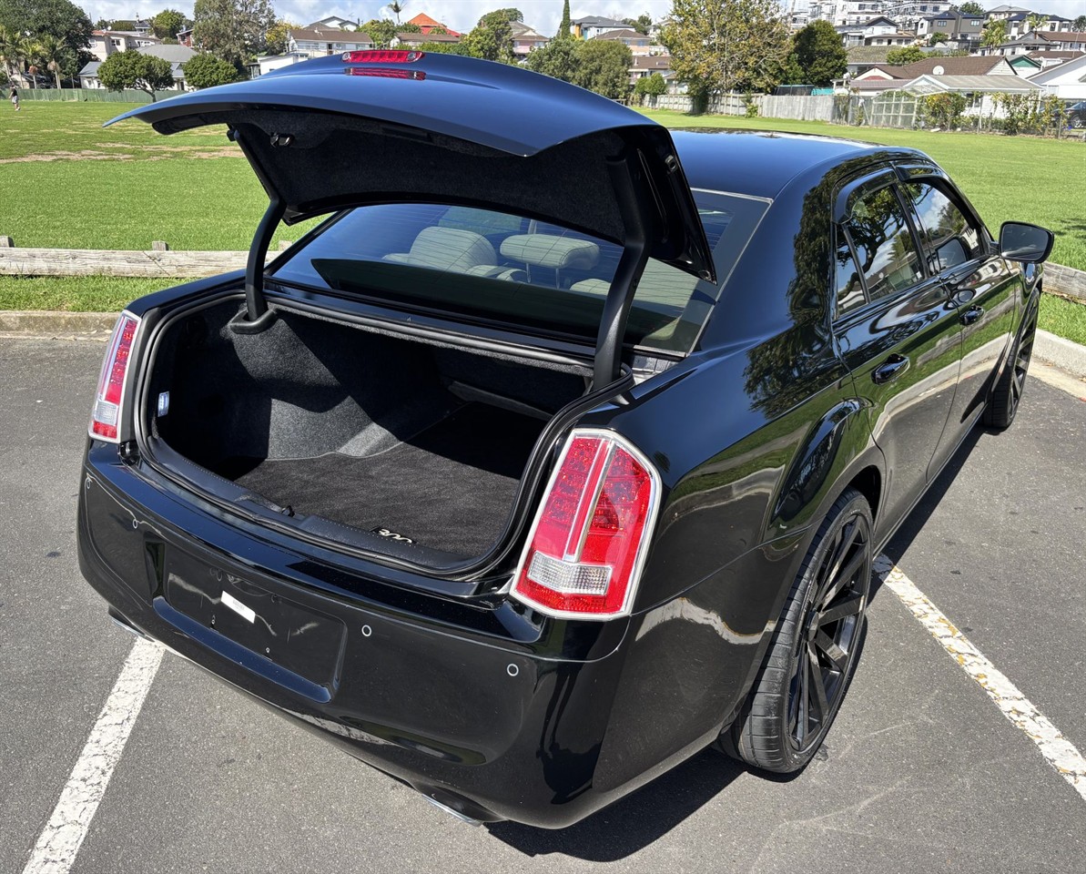 2013 Chrysler 300C