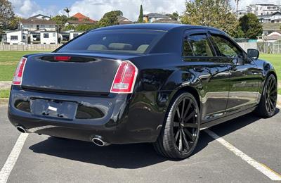 2013 Chrysler 300C - Thumbnail