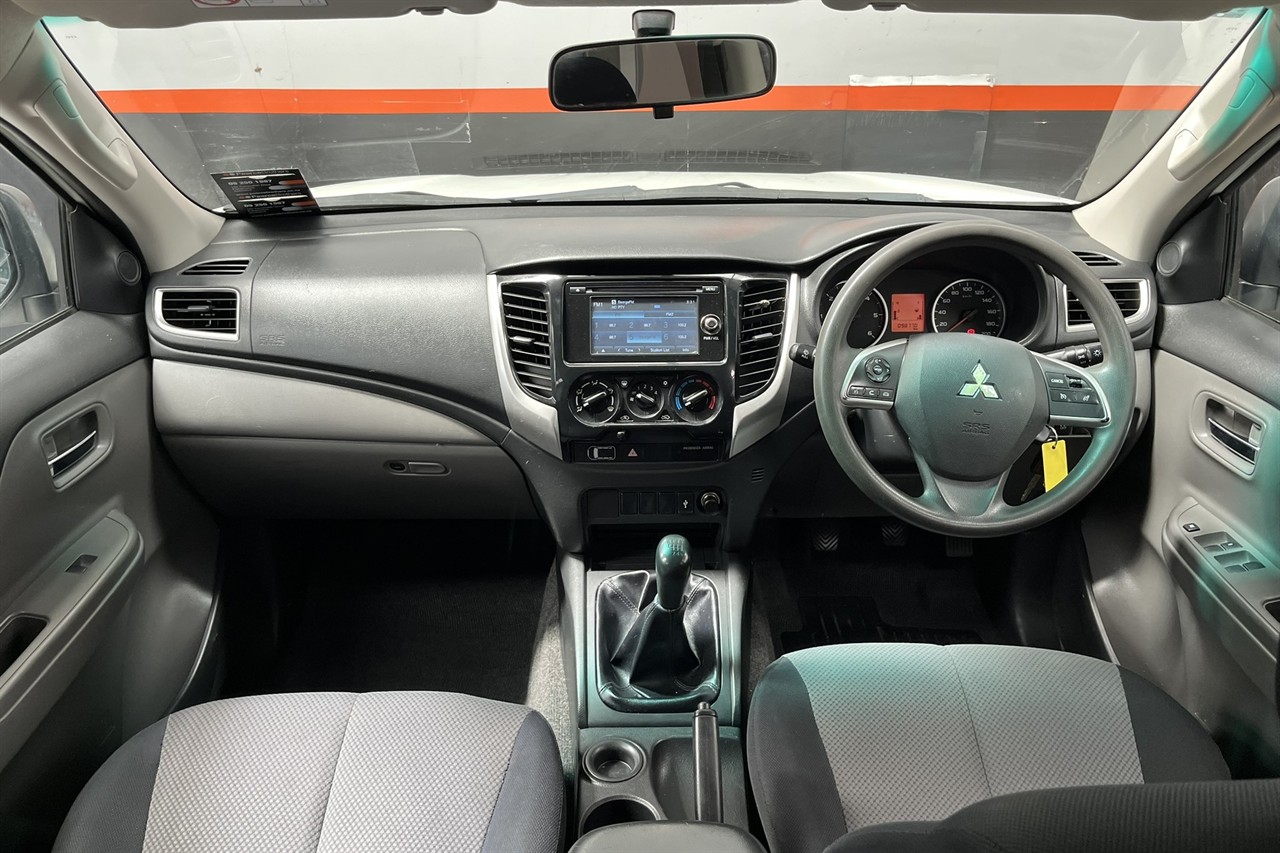 2016 Mitsubishi Triton