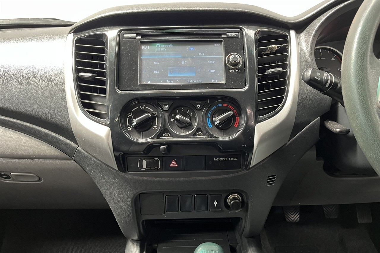 2016 Mitsubishi Triton