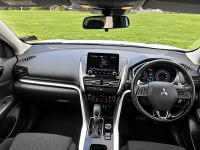 2022 Mitsubishi Eclipse Cross - Thumbnail
