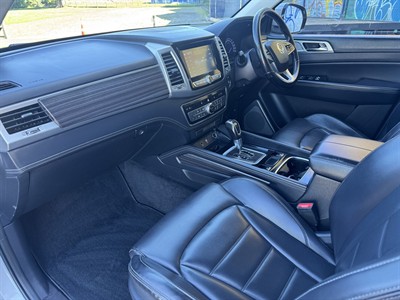 2018 Ssangyong Rexton - Thumbnail