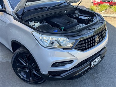 2018 Ssangyong Rexton - Thumbnail