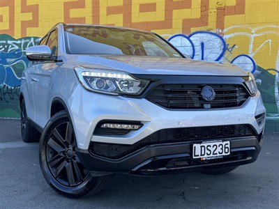 2018 Ssangyong Rexton - Thumbnail