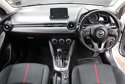 2016 Mazda 2 - Thumbnail