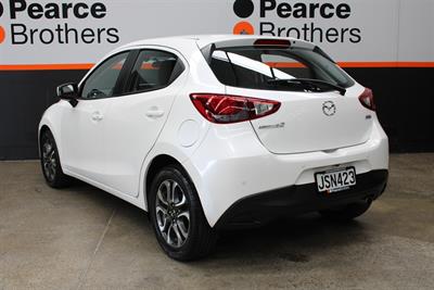 2016 Mazda 2 - Thumbnail