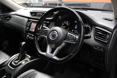 2017 Nissan X-Trail - Thumbnail