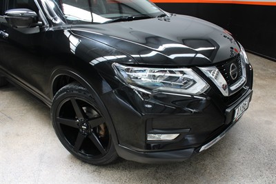 2017 Nissan X-Trail - Thumbnail