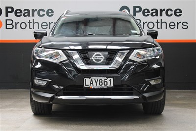 2017 Nissan X-Trail - Thumbnail