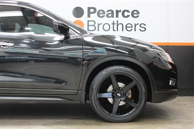 2017 Nissan X-Trail - Thumbnail