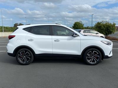 2021 MG ZS - Thumbnail