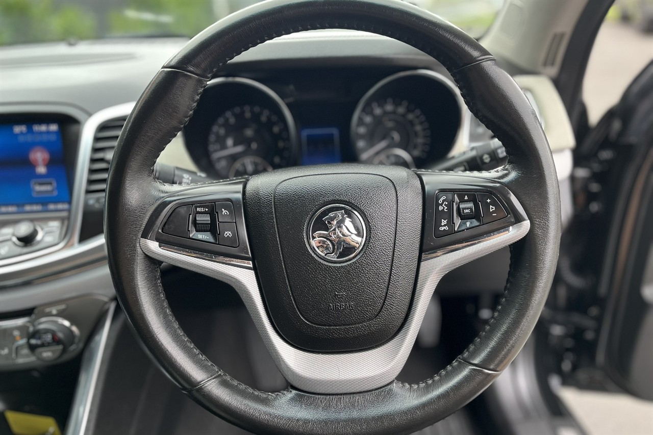 2015 Holden COMMODORE
