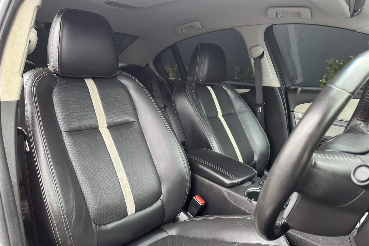 2015 Holden COMMODORE
