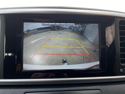 2018 Kia SPORTAGE - Thumbnail