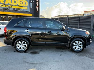 2012 Kia Sorento - Thumbnail