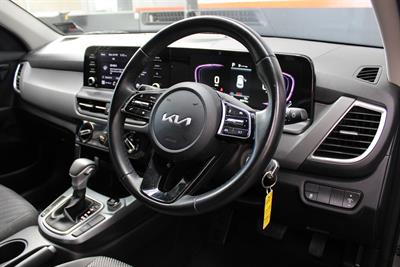 2024 Kia Seltos - Thumbnail